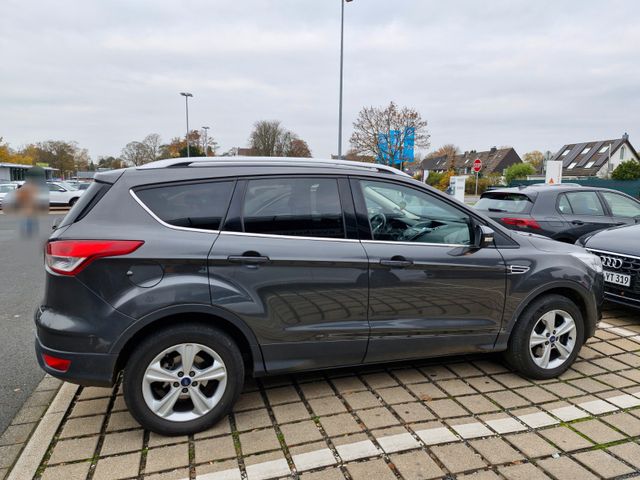 Ford Kuga 2,0 TDCi 2x4 110kW SYNC Edition SYNC Ed...