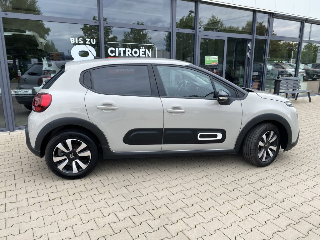 Fahrzeugabbildung Citroën C3 Pure Tech 110 S&S MAX *Navi*Rückf.k.*