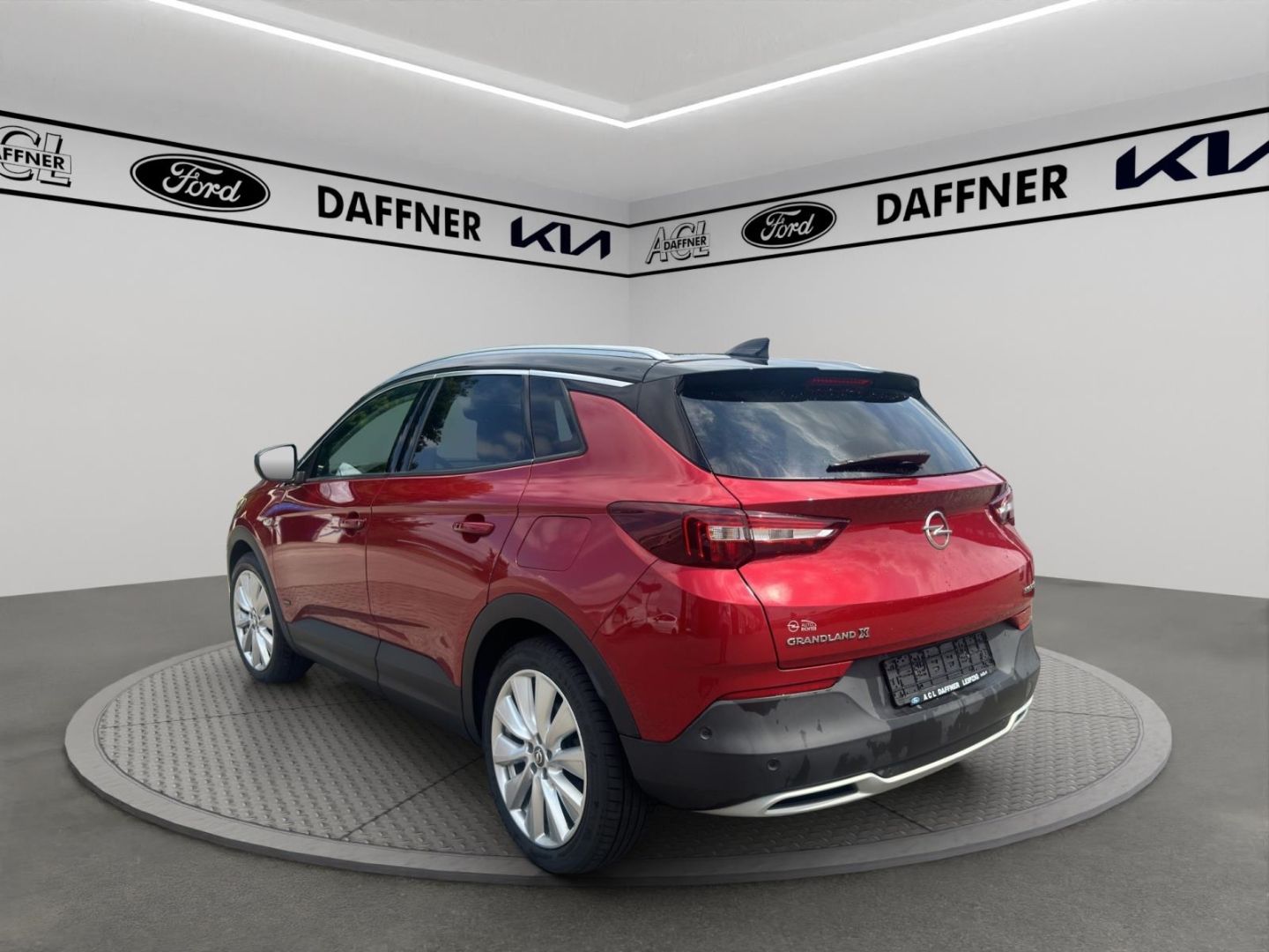 Fahrzeugabbildung Opel Grandland Ultimate Plug-in-Hybrid 4