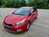 Kia Cee'd SW 1.4 CRDi  - Kia aus 2014 mit Diesel-Antrieb: Kombi, Cee D