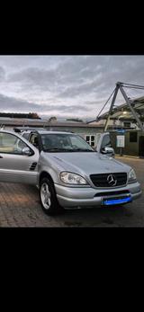 Mercedes-Benz Ml 320 - gebrauchte Mercedes-Benz ML 320 aus dem Jahr 2001