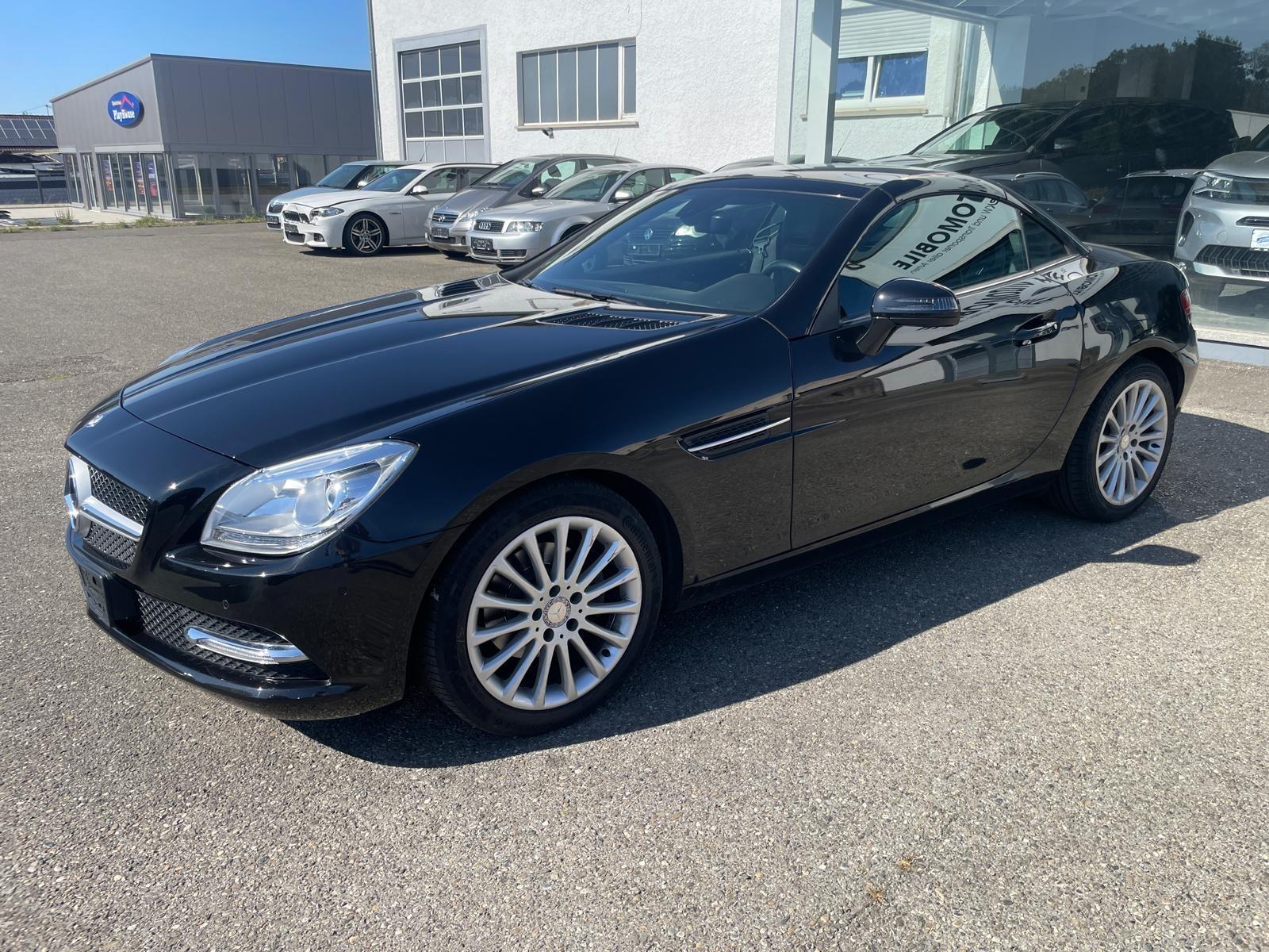 Mercedes-Benz SLK 200 Roadster BlueEfficiency -NAVI-