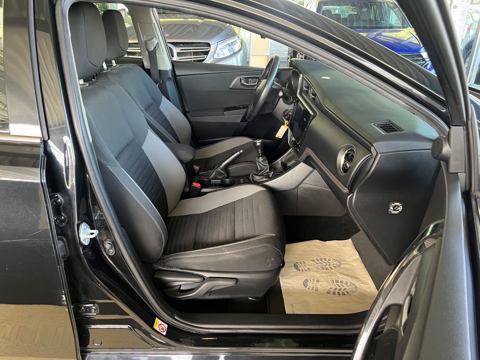 Fahrzeugabbildung Toyota Auris Comfort