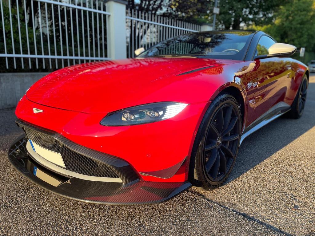 Aston Martin V8 Vantage