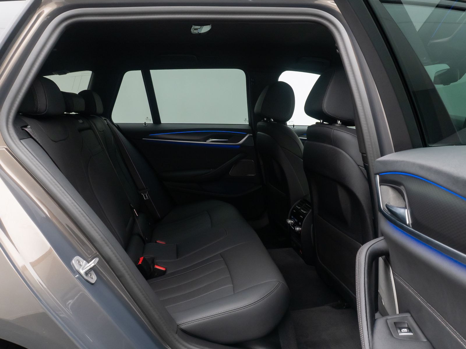 Fahrzeugabbildung BMW 540d xD M Sport Kamera Laser DAB H/K HUD 20Zoll