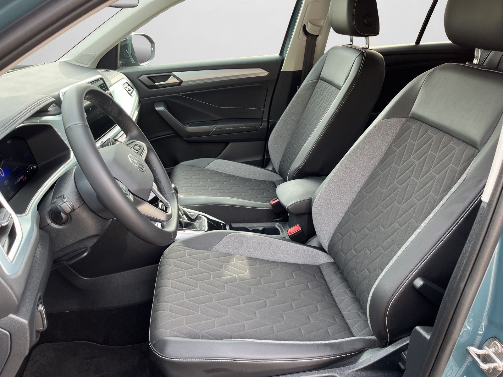 Volkswagen T-Roc - Bild 12