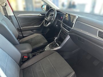 Volkswagen T-Roc - 9