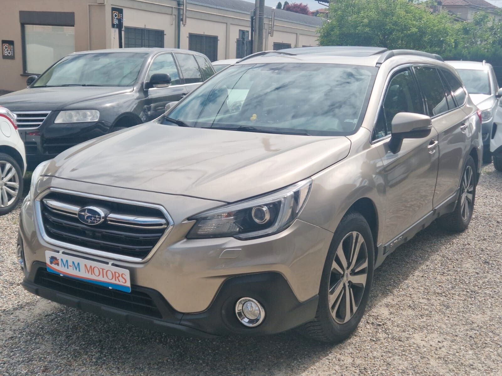 SUBARU OUTBACK
