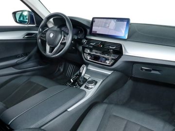 BMW 520 - 8