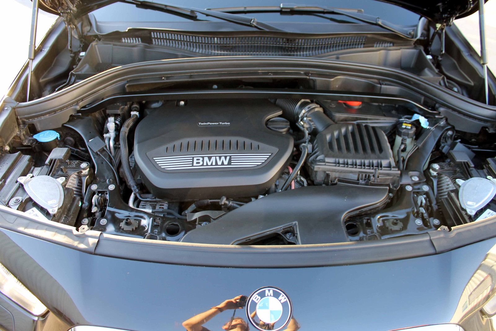 Fahrzeugabbildung BMW X2 xDrive 25d Advantage ACC KAM SHZ LHZ HUD NAV