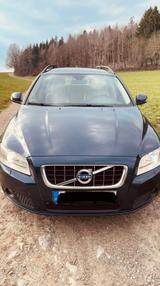 Volvo V70 D5  Momentum Geartronic * TÜV NEU*