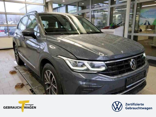 Volkswagen Tiguan 2.0 TDI DSG LIFE NAVI LED SITZHZ PDC