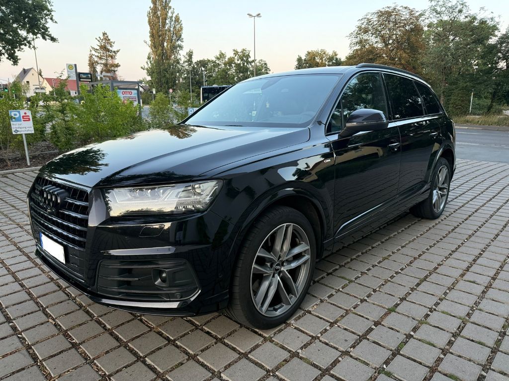 Image of Audi Q7