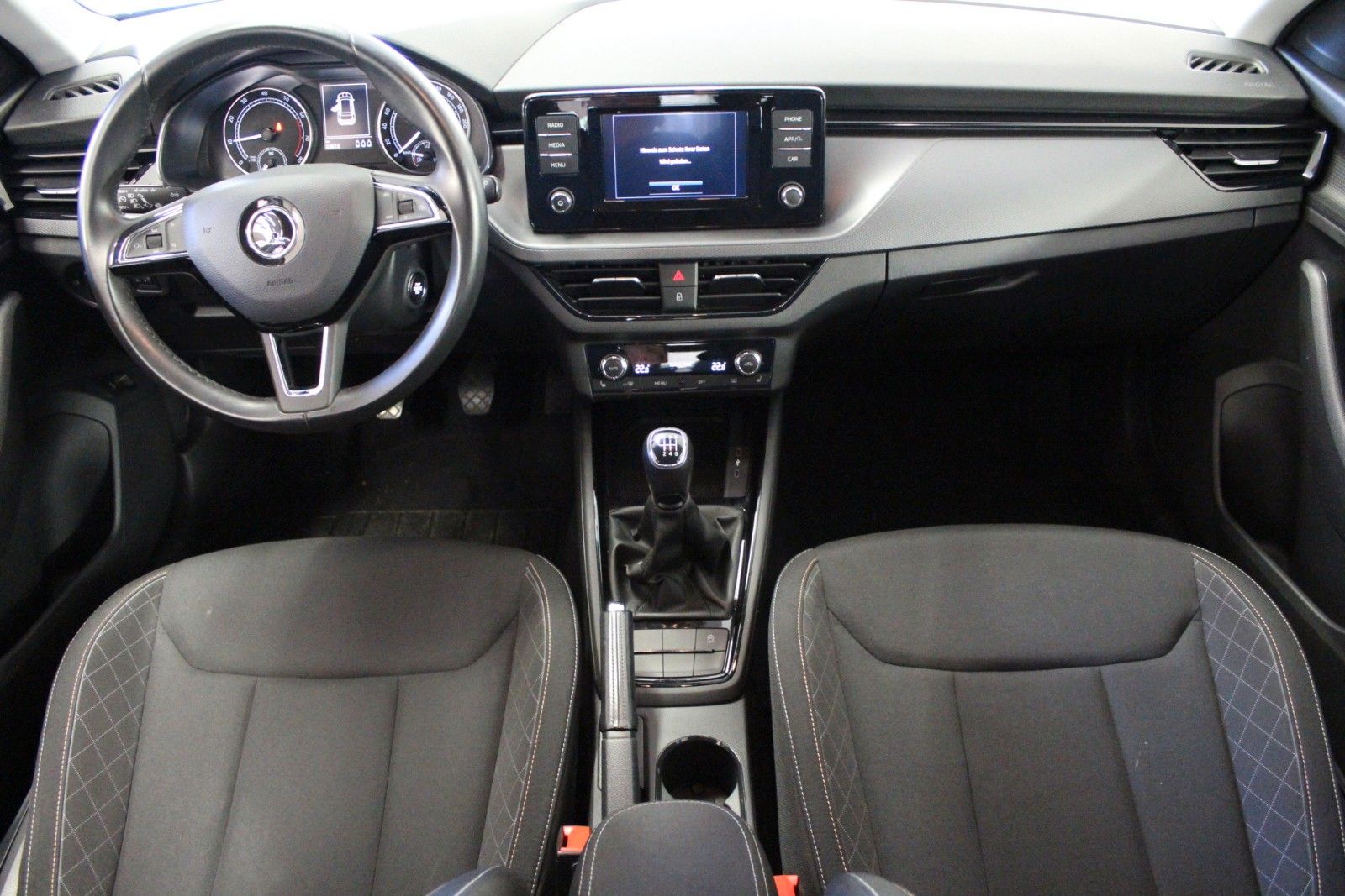 Fahrzeugabbildung SKODA Kamiq 1.0 TSI 85kW Ambition *Winterräder Alu*