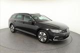 Volkswagen Passat GTE Variant 1.4 electric/TSI eHybrid 160k - VW Passat Gebrauchtwagen in Düsseldorf