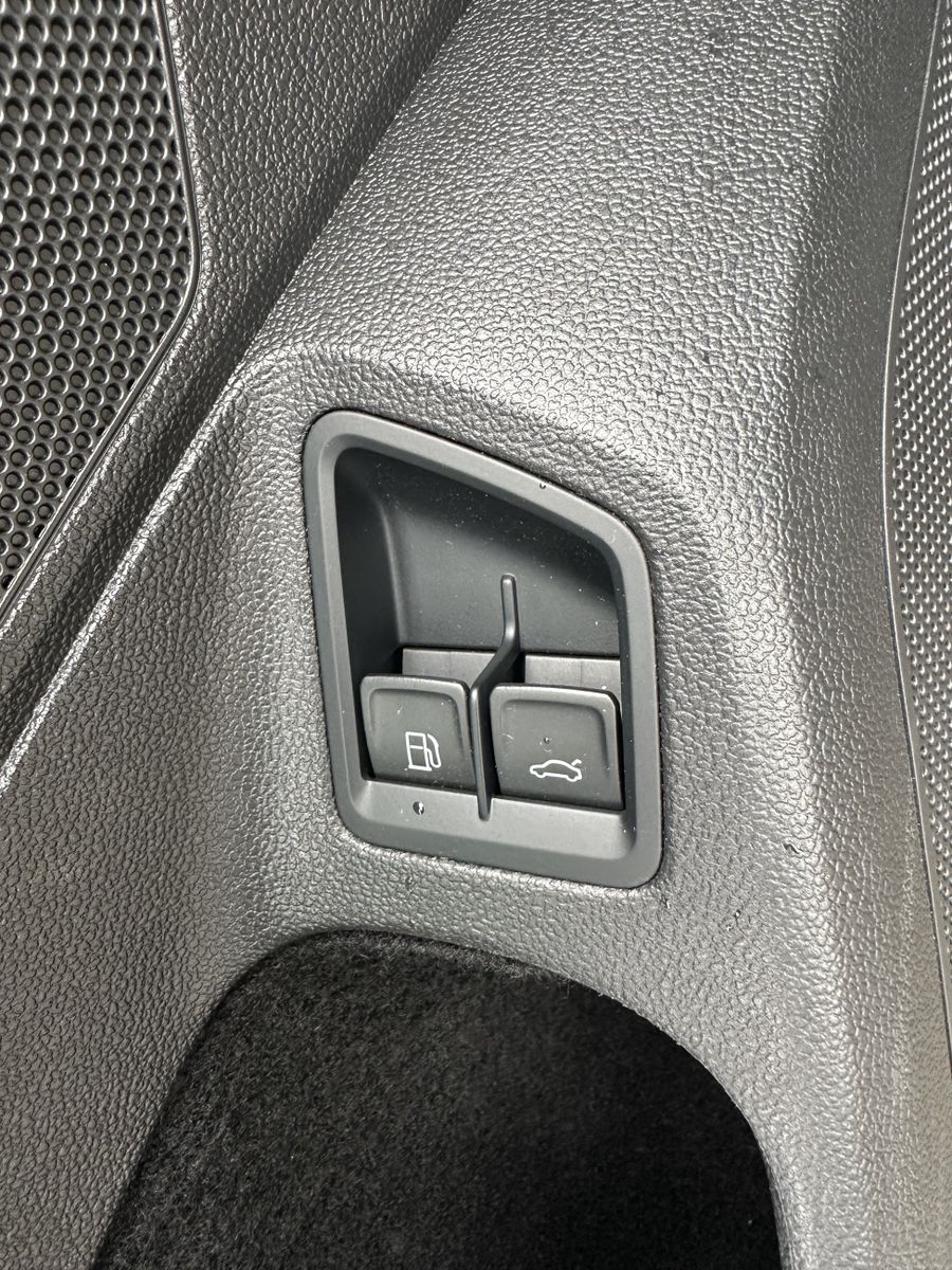 Fahrzeugabbildung Volkswagen Passat Variant GTE NAV+MATRIX+ACC+PANO+AHK+17ZO