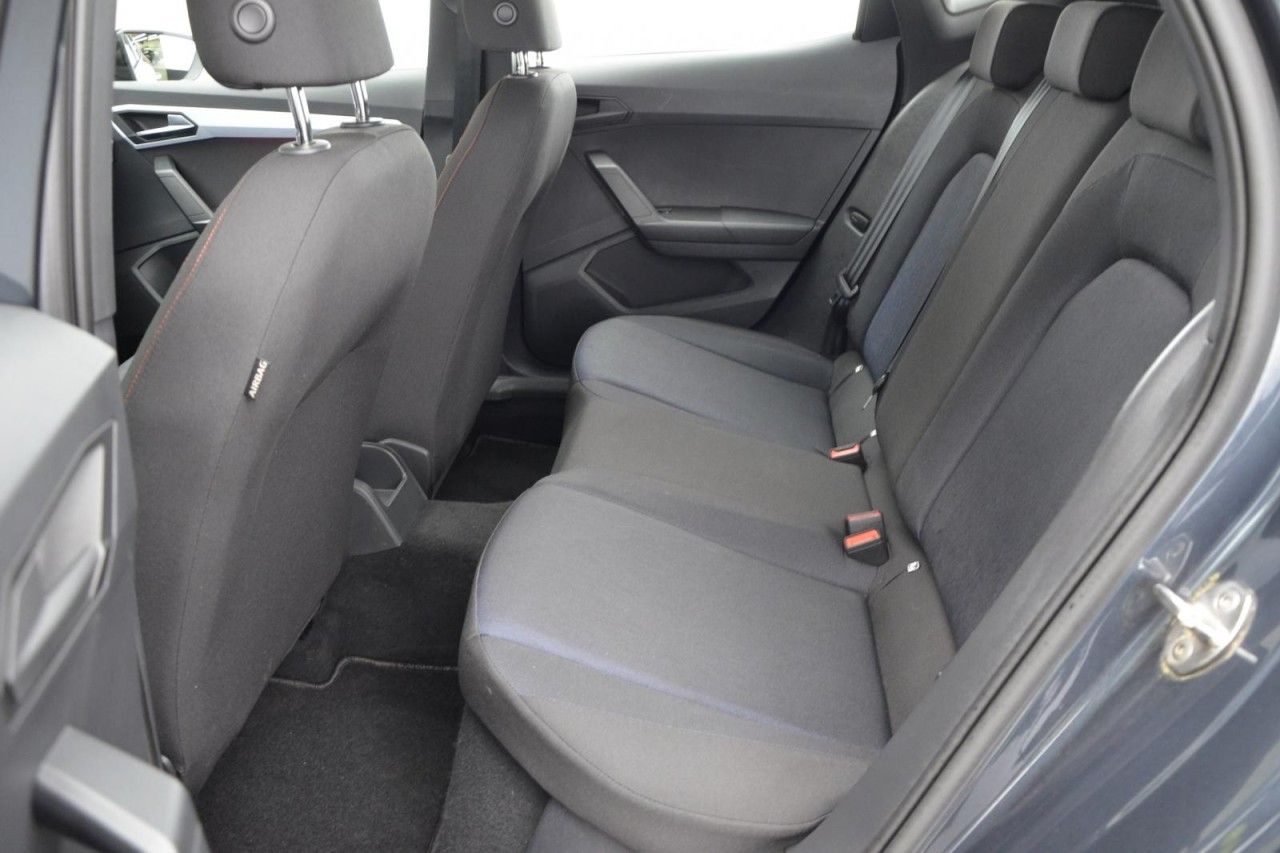 Fahrzeugabbildung SEAT Ibiza FR 1.0l TSI 81kW 6-Gang LED Navi SHZ
