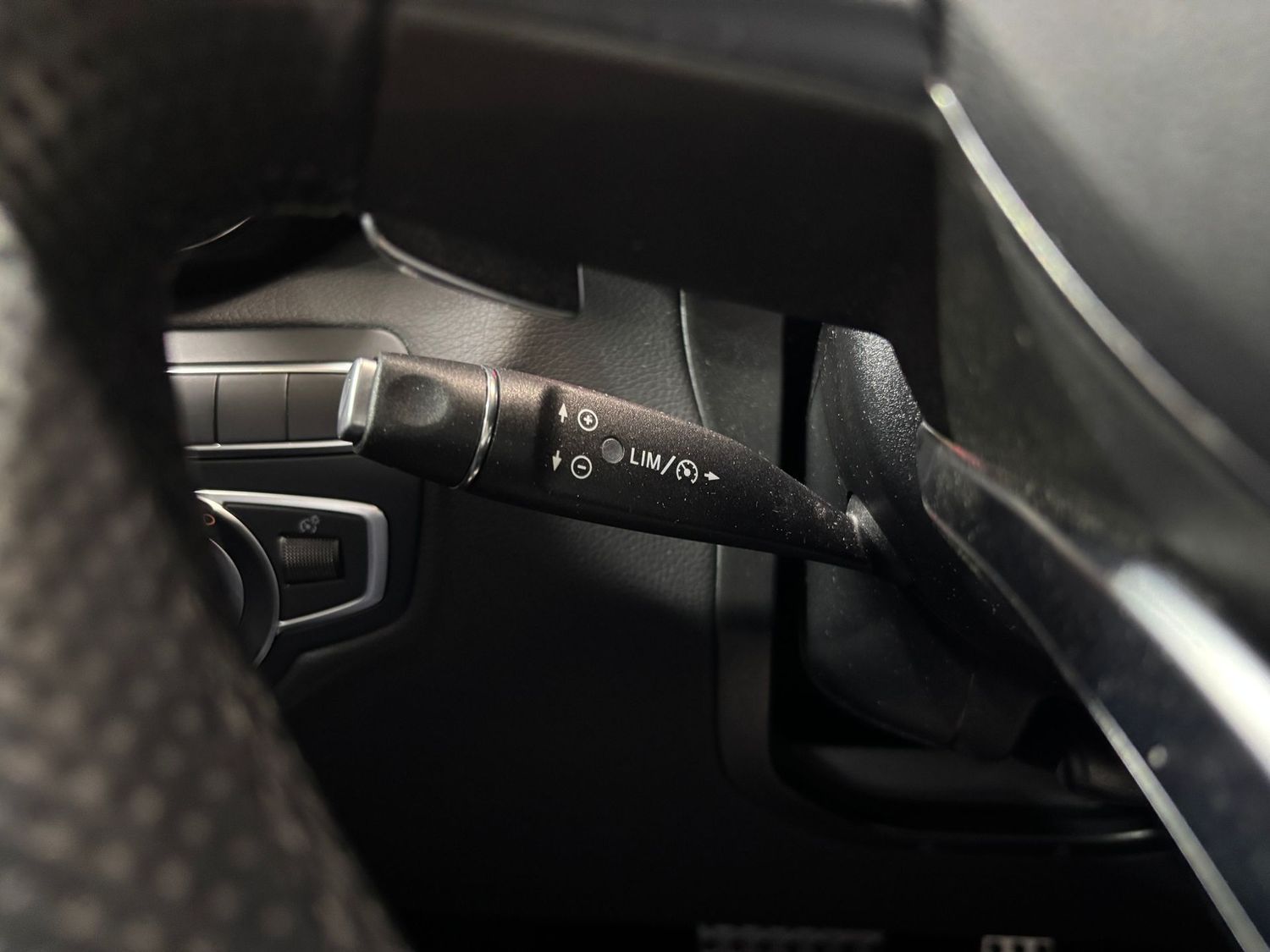 Fahrzeugabbildung Mercedes-Benz GLC 250 d AMG 4Matic#LED#Spur#360°#Alcantara
