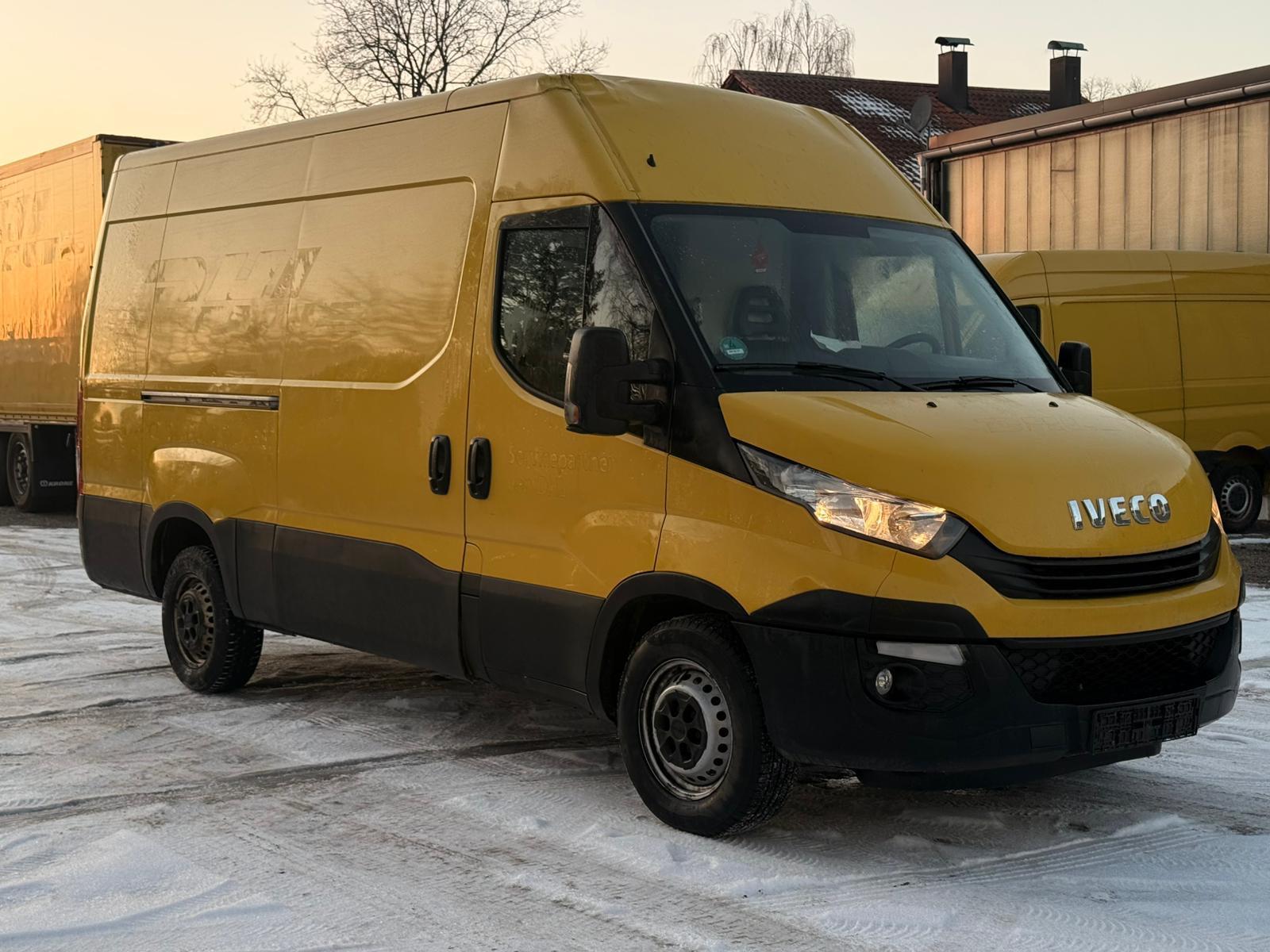 Iveco Daily Kasten HKa 35 S ... V Radstand 3520 L