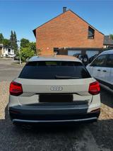 Audi Q2 quattro s line design B&O AHK LED ... - Audi quattro: Line
