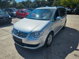 Volkswagen Touran Trendline 7 sitzer - Volkswagen Touran aus 2007: Trendline