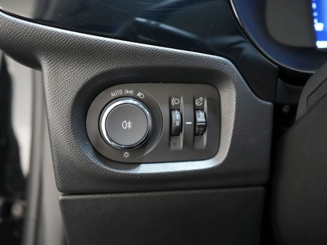 Corsa F FACELIFT+RÜCKFAHRKAMERA+SITZHEIZUNG+LENK