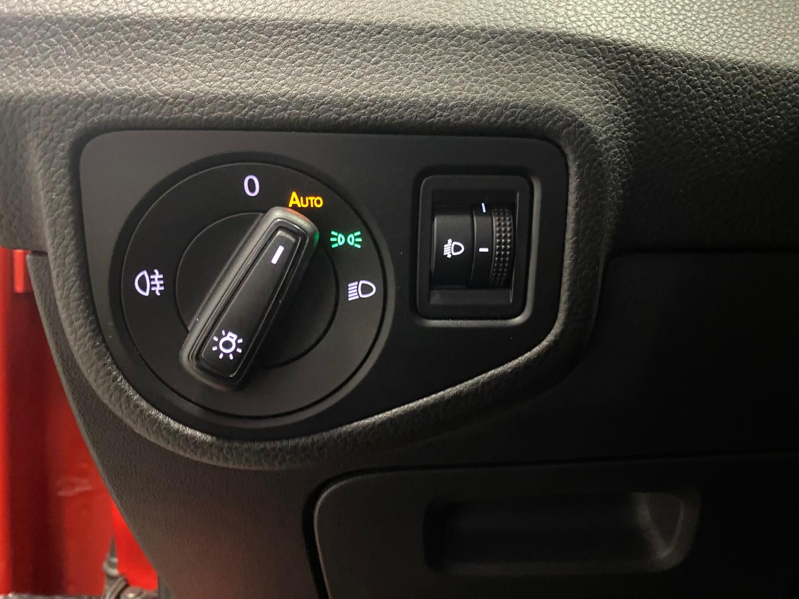 Fahrzeugabbildung Volkswagen Golf Sportsvan 1.2 TSI Trendline BMT/Start-Stopp