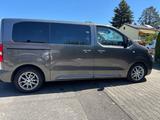 Peugeot Traveller 2,0l BlueHDi 180 S&S EAT6 Active L... - Peugeot Traveller aus 2017