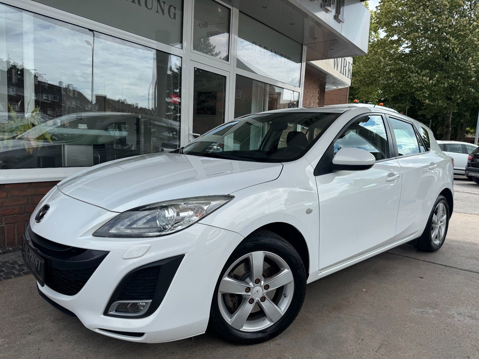Fahrzeugabbildung Mazda 3 Lim. Sports-Line Autom. Klimaaut./BOSE/