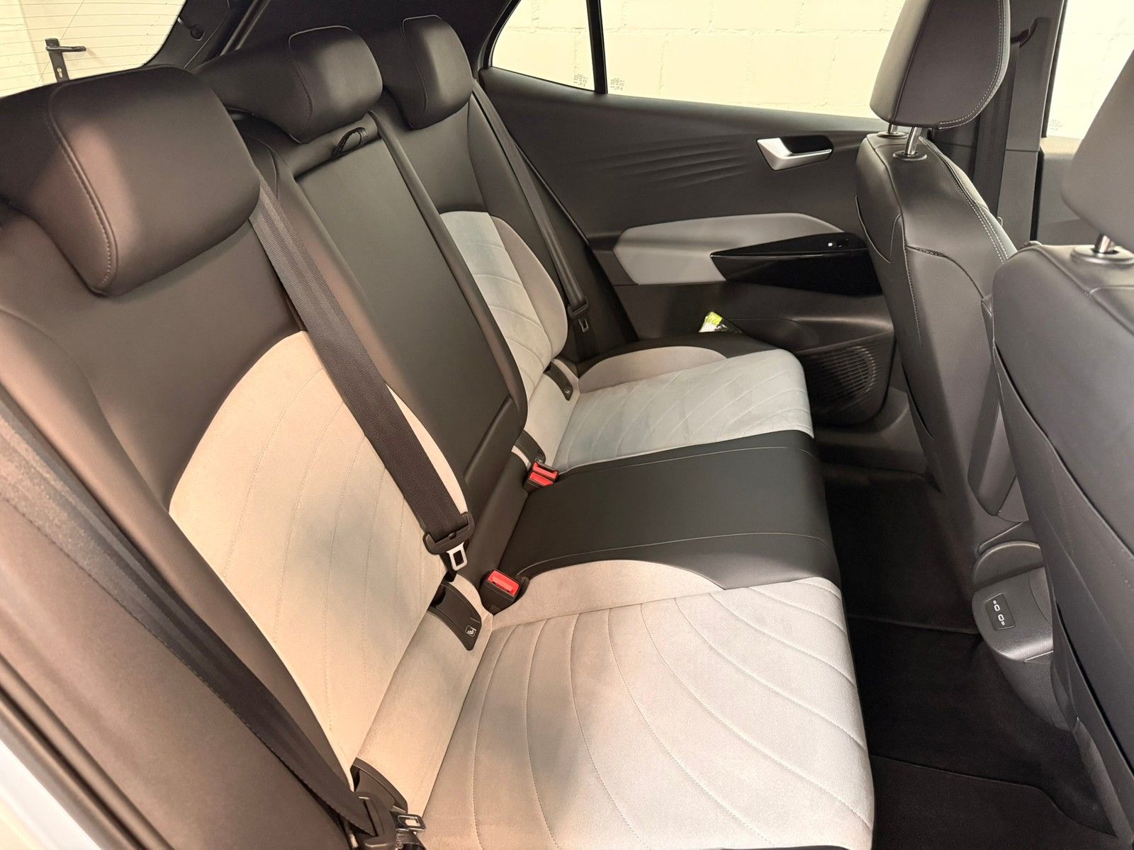 Fahrzeugabbildung Volkswagen ID.3 Pro Performance 150 kW IQLight+Kam+App+Navi