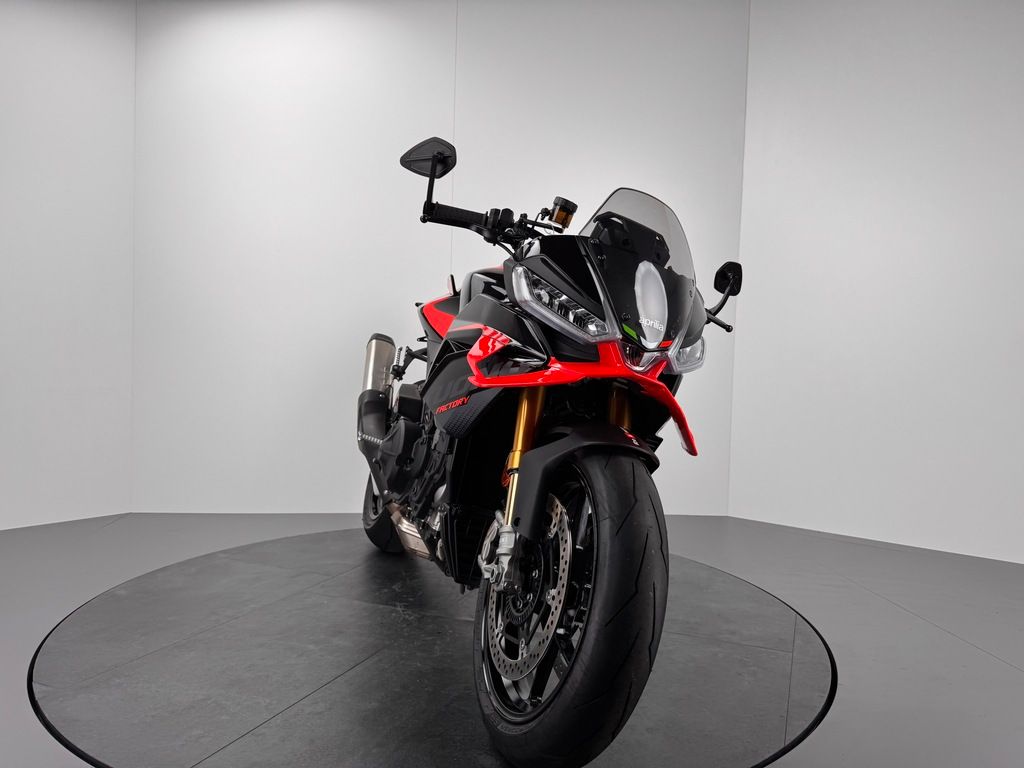 Fahrzeugabbildung Aprilia TUONO V4 FACTORY *1. HAND *NEUWERTIG