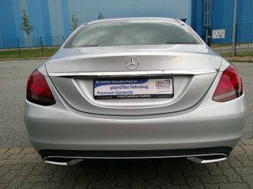 Mercedes-Benz Limousine C 180 d