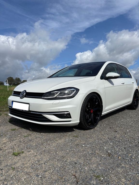 Image of Volkswagen Golf