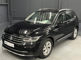 Volkswagen Tiguan 1.5 TSI DSG Elegance *PANORAMA*KAMERA*AHK - Volkswagen Tiguan: Elegance
