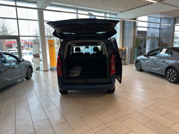 Fotografie 9 des Opel Combo Life Combo-e Life Ultimate Kamera HeadUp Parkpilot