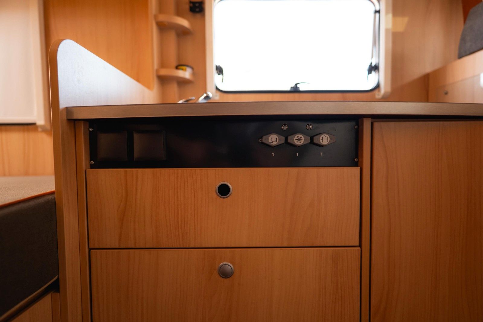 Fahrzeugabbildung Fiat Ducato Alkoven *6 Schlafplätze*Markise*Klima*