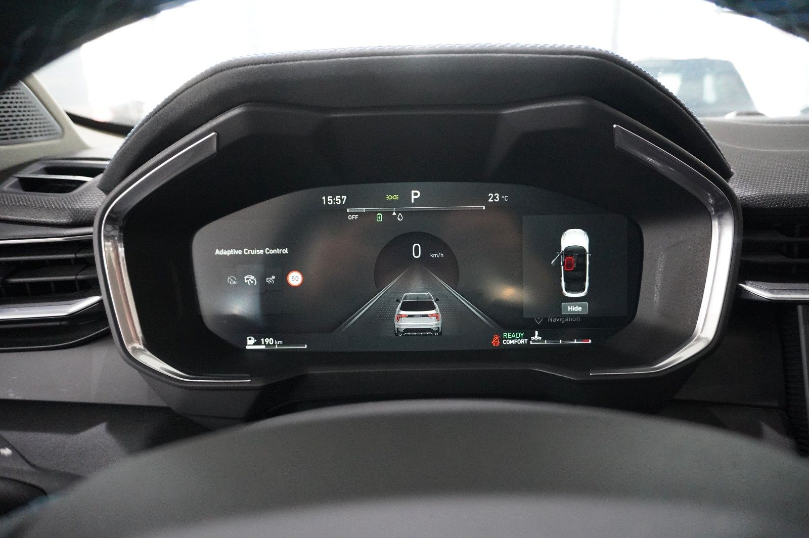 Fahrzeugabbildung Lynk&Co 01 1.5T HEV HYBRID NAVI/LED/SPORT/VIRT./PANO/DAB