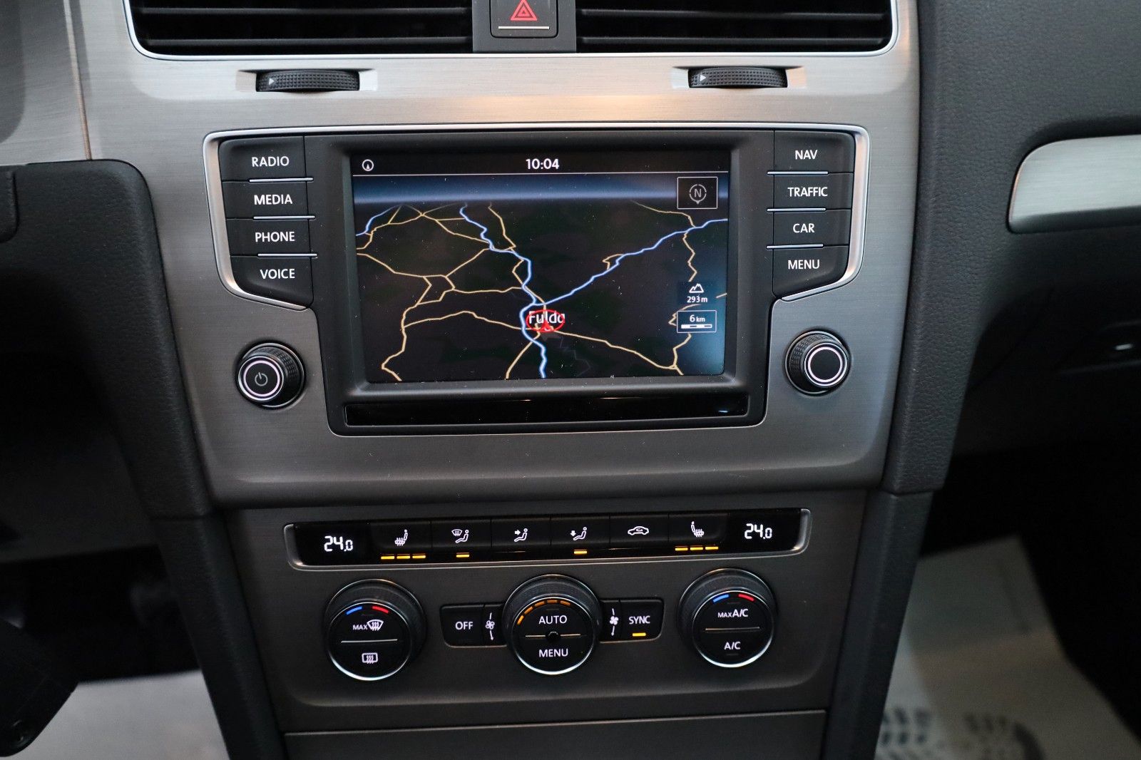 Fahrzeugabbildung Volkswagen Golf VII Lim.Comfortline BMT,T.Leder,Navi,SH,PDC