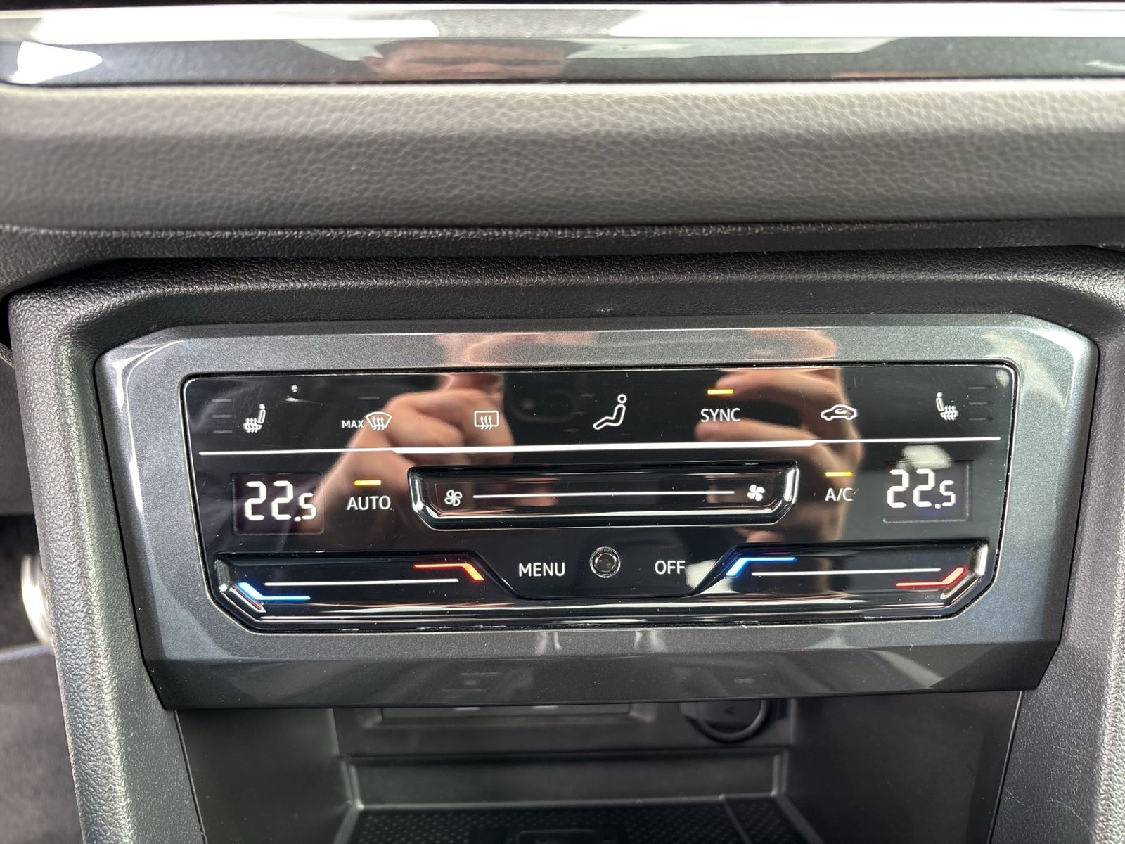 Tiguan 2.0 TSI R 4Motion, PANO, Design Paket, Re