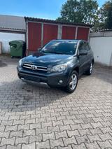 Toyota RAV 4 2.2 D-CAT 4x4 - Toyota RAV 4: D Cat