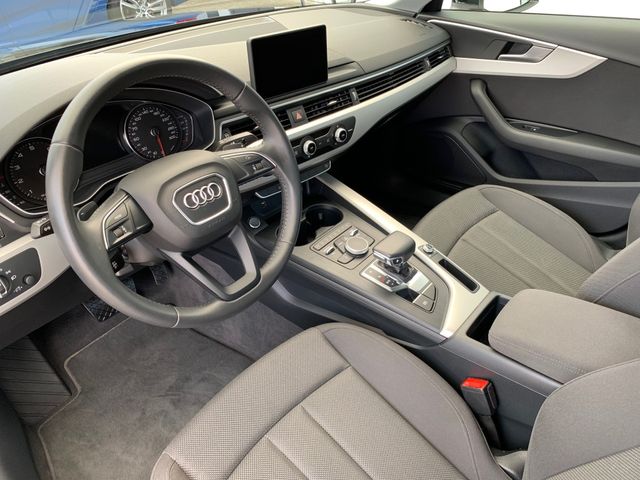 Fahrzeugabbildung Audi A4 2,0 TFSI S tronic+Xenon+Navi+CarPlay+AHK