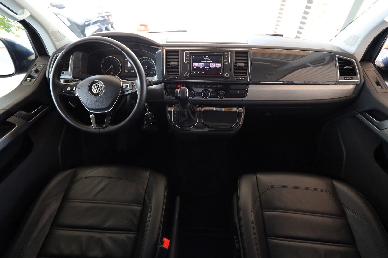 Volkswagen T6 Multivan 2.0 TSI Comfortline lang AHK STHZ foto 17