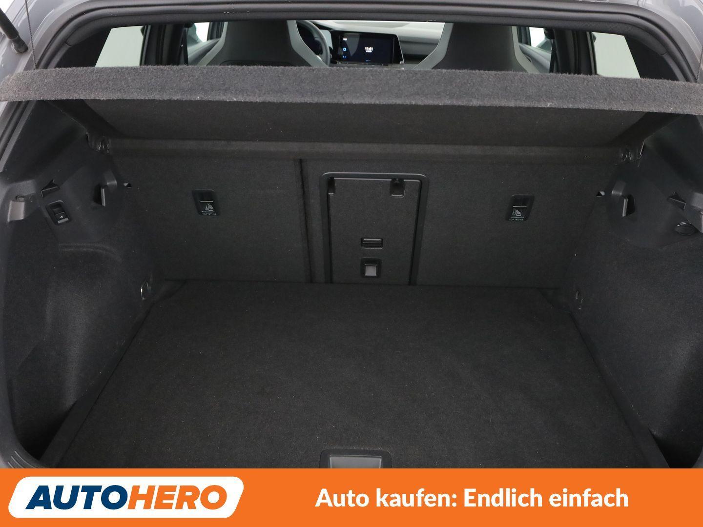 Volkswagen Golf VIII 1.5 TSI ACT R-Line*NAVI*ACC*LED*SHZ*, миниатюра 16