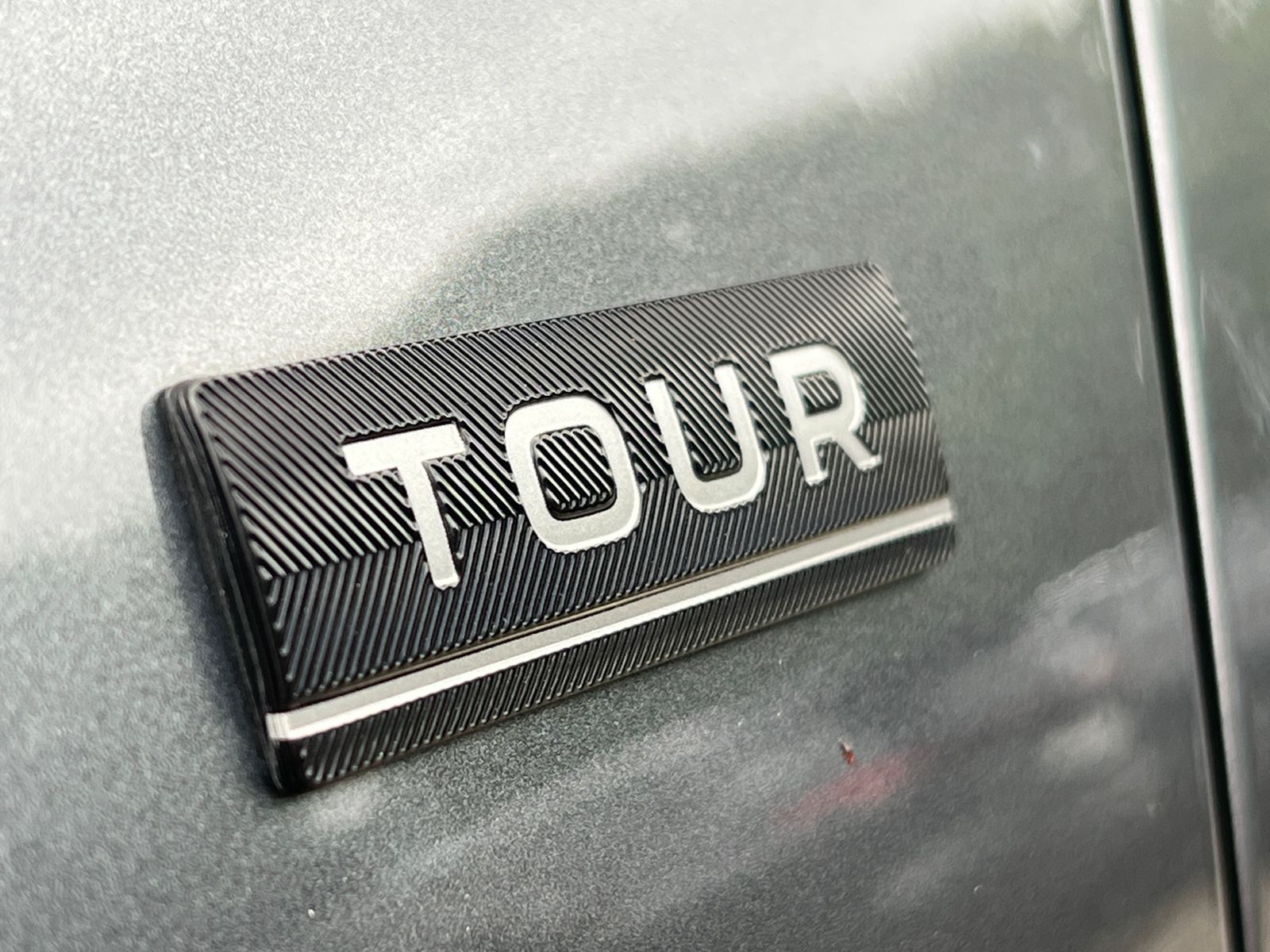 Fahrzeugabbildung SKODA Fabia Selection Tour 1.0 TSI *Vorb. AHK, LED, Ka