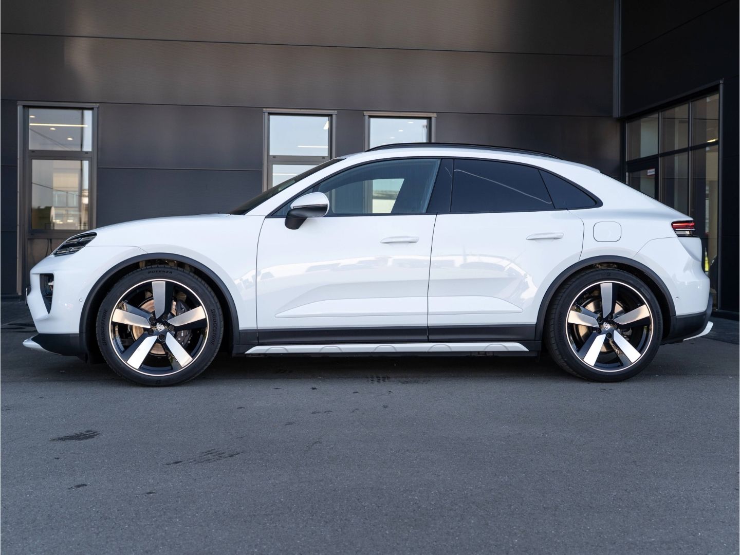 Porsche Macan - Bild 2