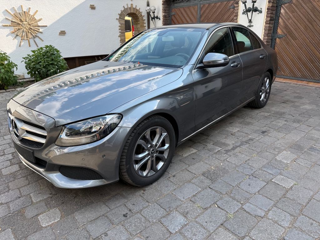 Image of Mercedes-Benz C 180