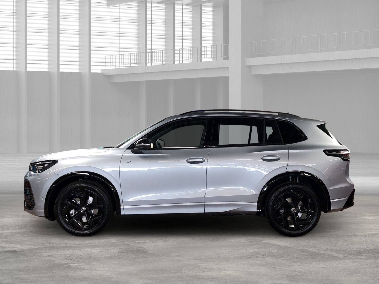 Fahrzeugabbildung Volkswagen Tiguan R-Line 2.0 TDI DSG Sportpaket AHK-klappba