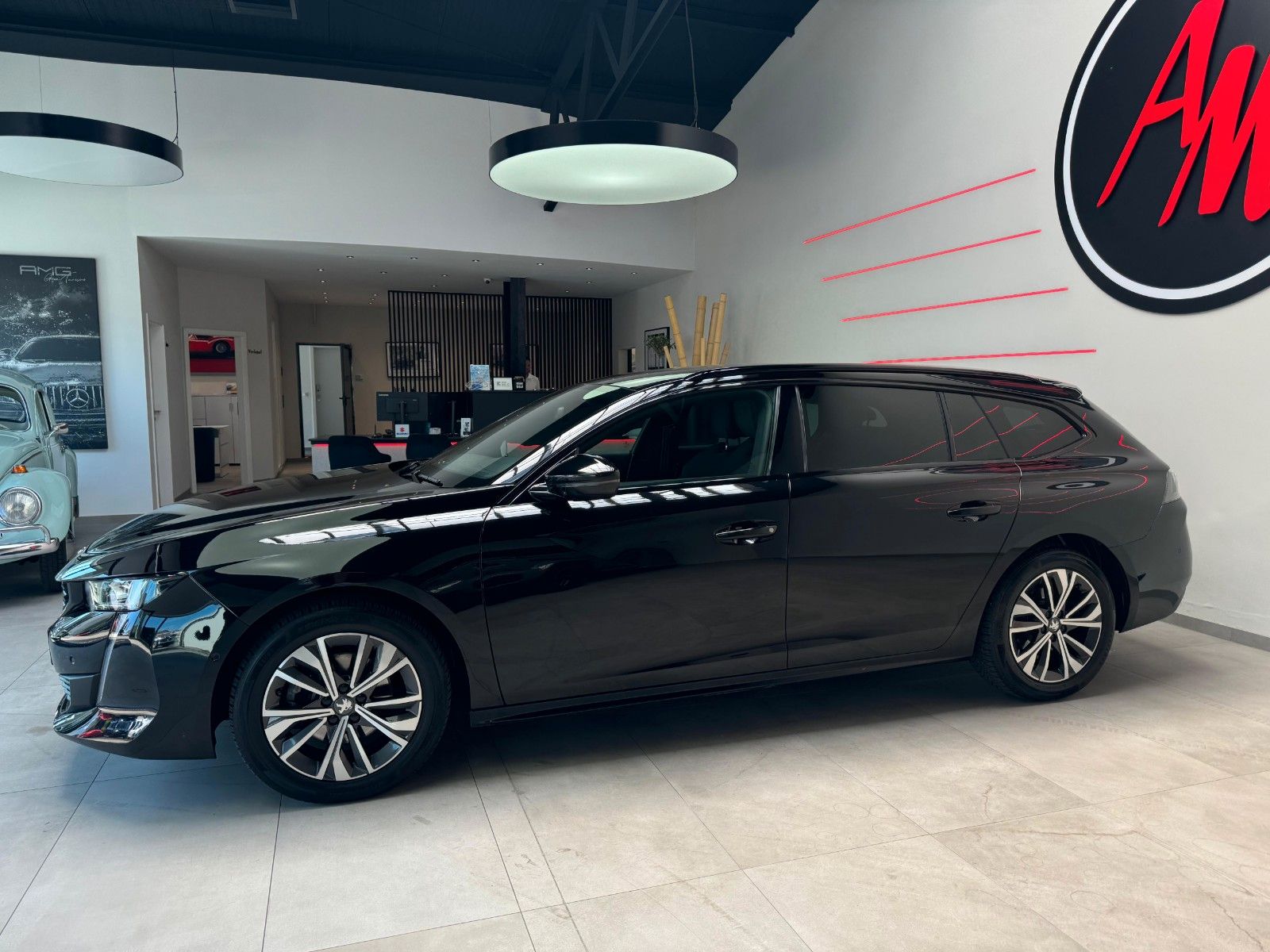 Fahrzeugabbildung Peugeot 508 SW Allure Pack