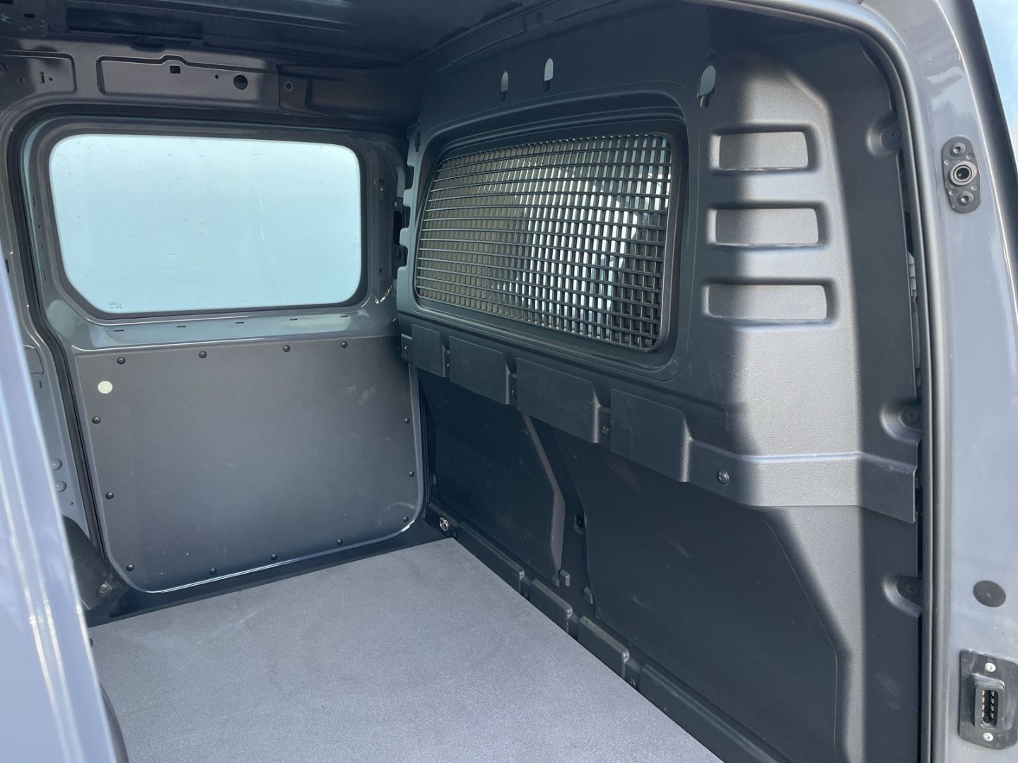 Caddy Maxi Cargo 2.0 TDI EcoProfi Standhzg/AHK  