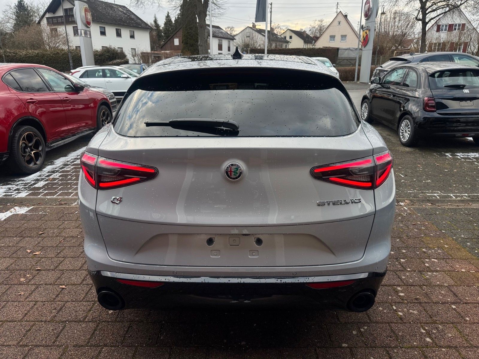 Fahrzeugabbildung Alfa Romeo Stelvio VELOCE 280PS AT8 Panorama Memory Leder